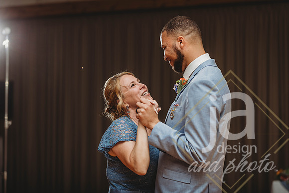 JohnsonWedding_CHReception@jadesignandphotollc293