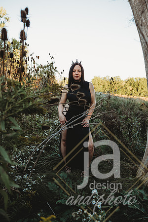 NicoleTspooky-@jadesignandphoto10