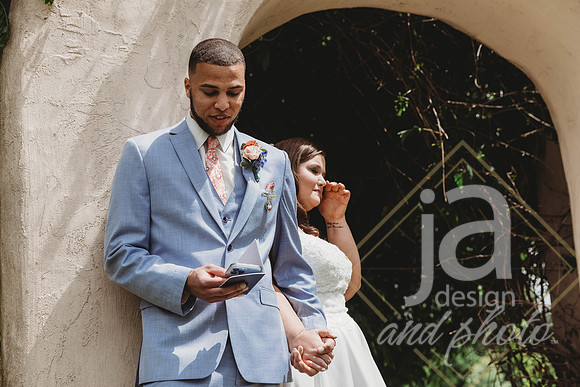 JohnsonWedding_FirstTouch@jadesignandphotollc57