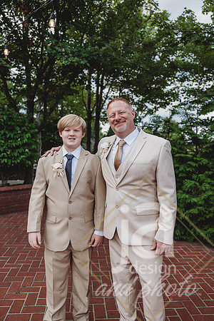 LisWedding_GenerationalFam@jadesignandphotollc30
