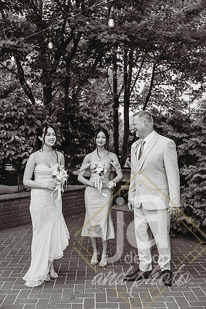 LisWedding_GenerationalFam@jadesignandphotollc40
