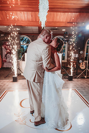 LisWedding_Reception@jadesignandphotollc100