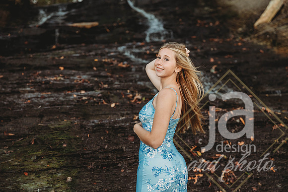 MadisonMagoSr26@jadesignandphotollc144