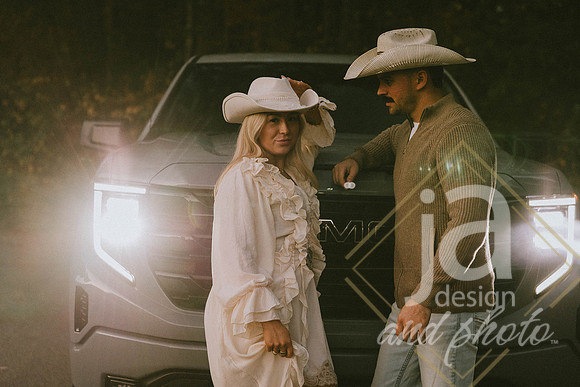 JCMorris_Engagement@jadesignandphotollc201