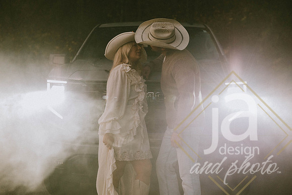 JCMorris_Engagement@jadesignandphotollc205