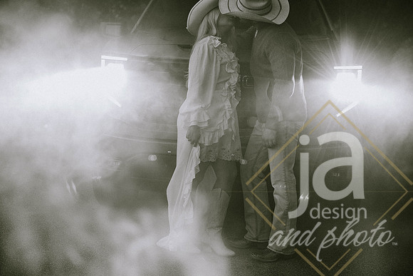 JCMorris_Engagement@jadesignandphotollc207