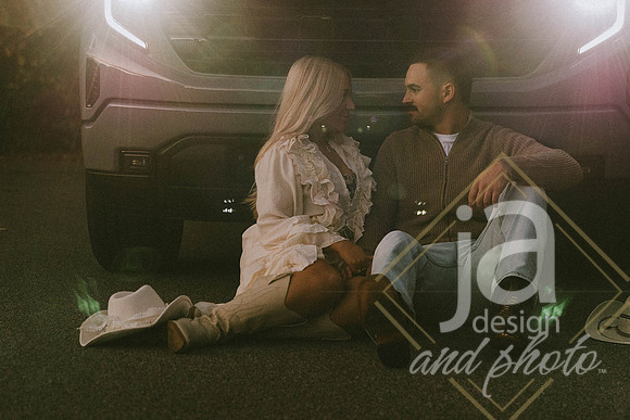 JCMorris_Engagement@jadesignandphotollc217