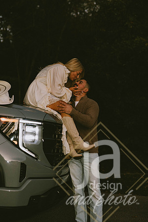 JCMorris_Engagement@jadesignandphotollc225
