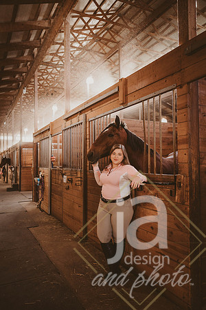 ChloeWsr26@jadesignandphotollc5