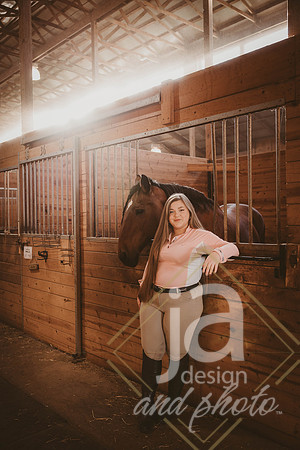 ChloeWsr26@jadesignandphotollc6