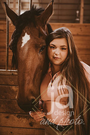 ChloeWsr26@jadesignandphotollc11