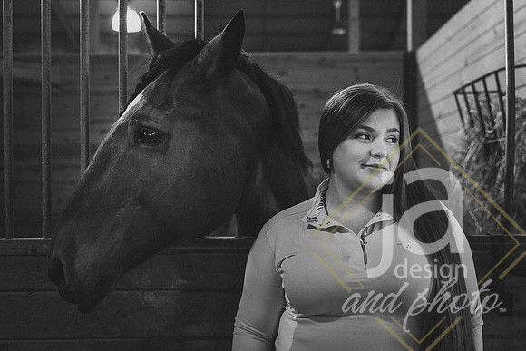 ChloeWsr26@jadesignandphotollc15