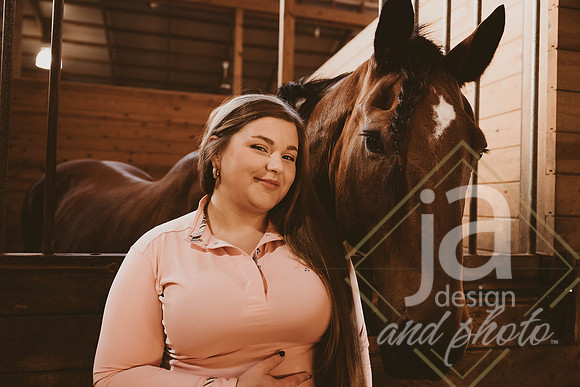 ChloeWsr26@jadesignandphotollc19