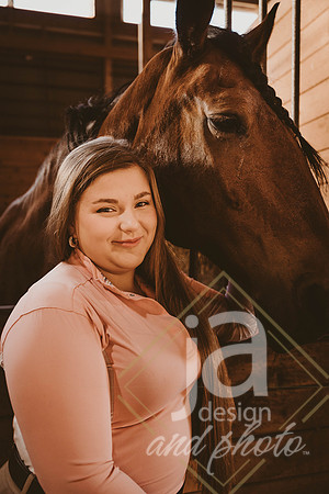 ChloeWsr26@jadesignandphotollc21