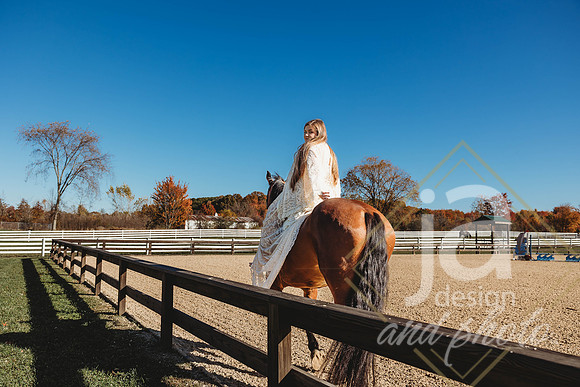 ChloeWsr26@jadesignandphotollc105