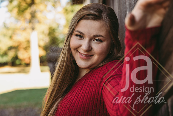 ChloeWsr26@jadesignandphotollc219