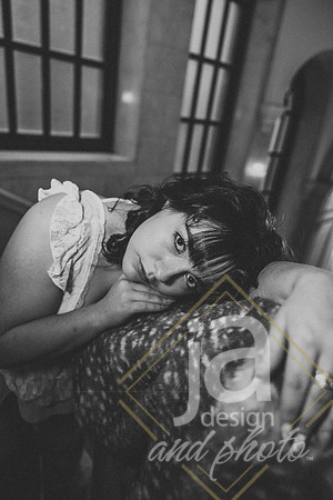LoganBsr26@jadesignandphotollc24
