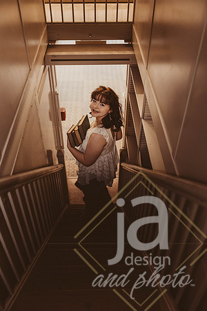 LoganBsr26@jadesignandphotollc110