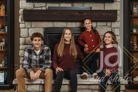 MariannLoteneroGrandkids25@jadesignandphotollc76