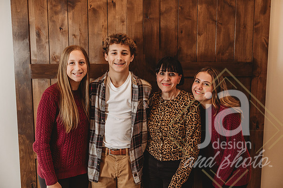 MariannLoteneroGrandkids25@jadesignandphotollc167