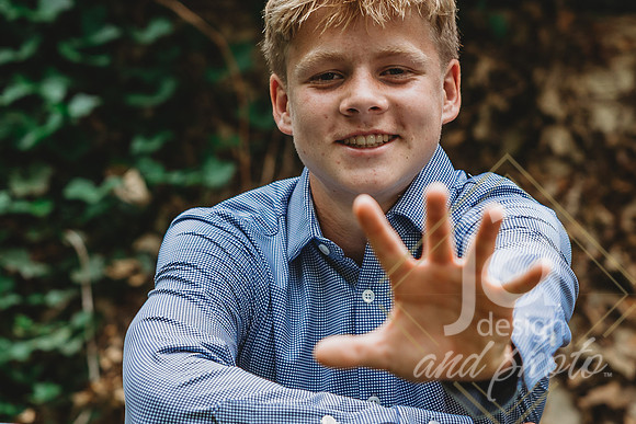 RyanKsr26@jadesignandphotollc22