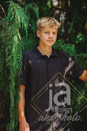 RyanKsr26@jadesignandphotollc57