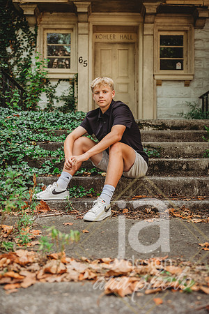 RyanKsr26@jadesignandphotollc67