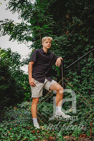 RyanKsr26@jadesignandphotollc76