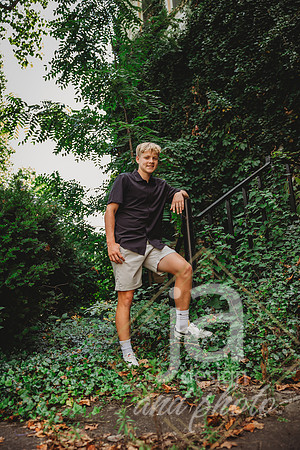 RyanKsr26@jadesignandphotollc75