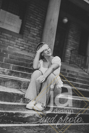 LilyCrytzerSr26@jadesignandphotollc16