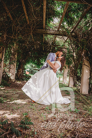 JohnsonWedding_BridalSession@jadesignandphotollc111