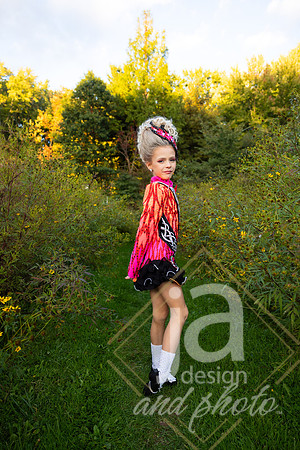 CapriEssonIrishreveal@jadesignandphoto-43