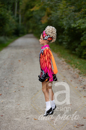 CapriEssonIrishreveal@jadesignandphoto-56