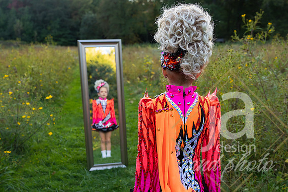CapriEssonIrishreveal@jadesignandphoto-3