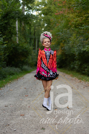 CapriEssonIrishreveal@jadesignandphoto-53