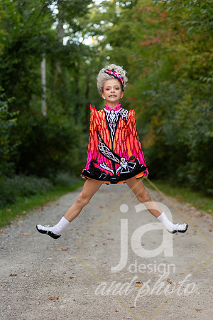 CapriEssonIrishreveal@jadesignandphoto-52