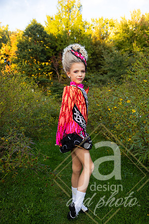 CapriEssonIrishreveal@jadesignandphoto-44
