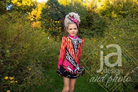 CapriEssonIrishreveal@jadesignandphoto-42