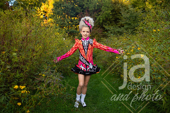 CapriEssonIrishreveal@jadesignandphoto-41