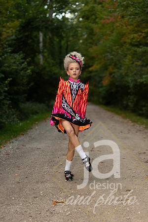 CapriEssonIrishreveal@jadesignandphoto-75
