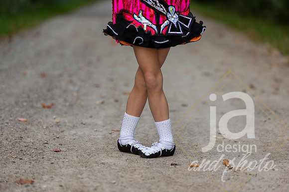 CapriEssonIrishreveal@jadesignandphoto-51
