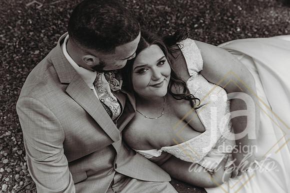 JohnsonWedding_BridalSession@jadesignandphotollc90