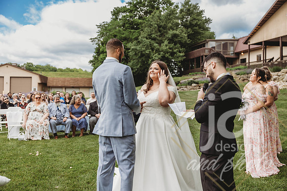 JohnsonWedding_Ceremony@jadesignandphotollc205