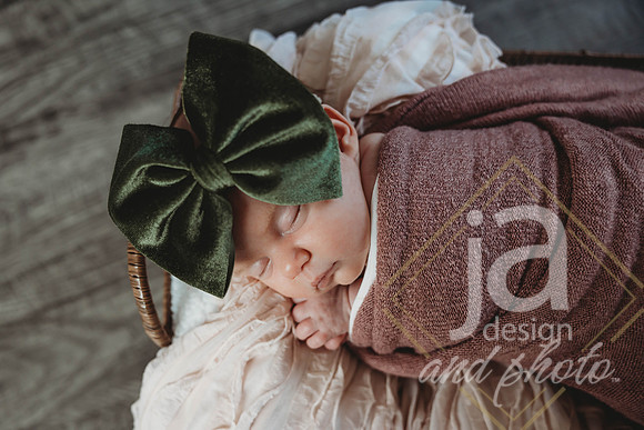 KBNewborn@jadesignandphotollc46