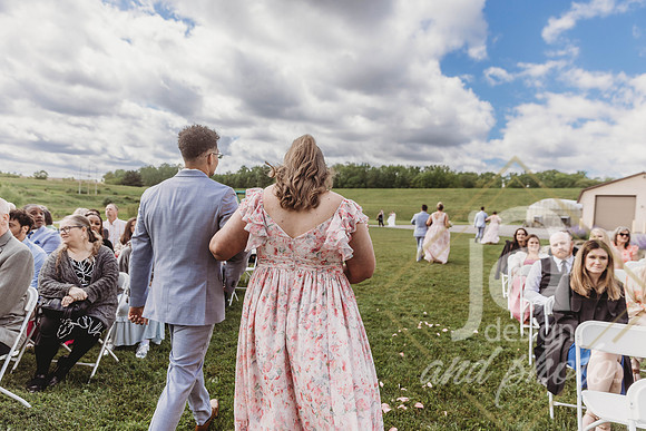 JohnsonWedding_Ceremony@jadesignandphotollc285