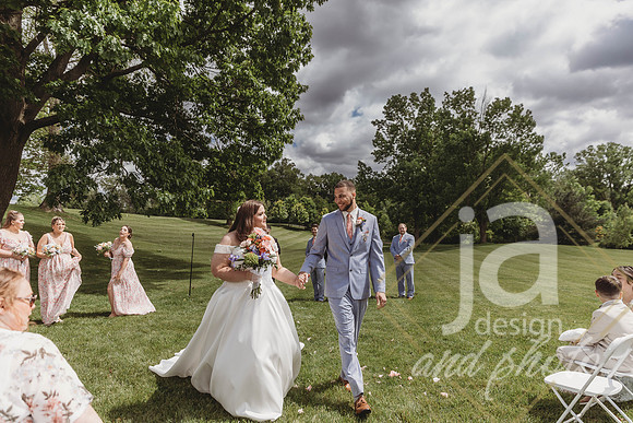 JohnsonWedding_Ceremony@jadesignandphotollc243