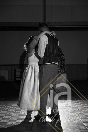 JohnsonWedding_LastDance@jadesignandphotollc6