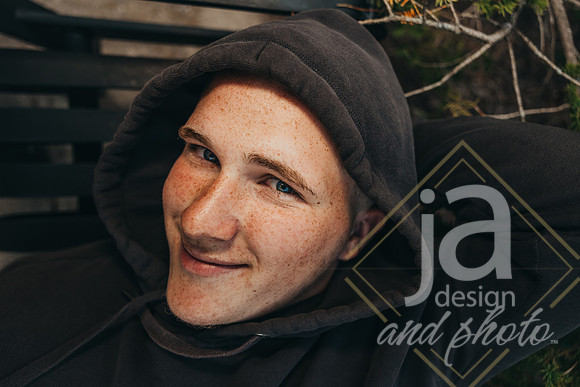 Rwarnersr25-@jadesignandphoto106