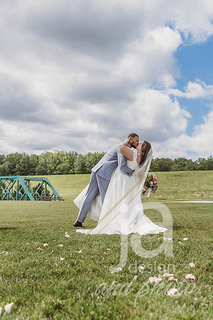 JohnsonWedding_Ceremony@jadesignandphotollc256