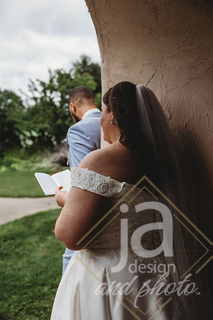 JohnsonWedding_FirstTouch@jadesignandphotollc37